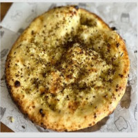 Zaatar Cheese Naan