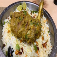 Khan Bannu Special Mutton Leg / Shoulder with Rice / خان بانو ساق لحم ضأن خاص