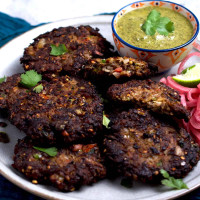 Chapli Kabab Anda / تشابلي كباب اندا